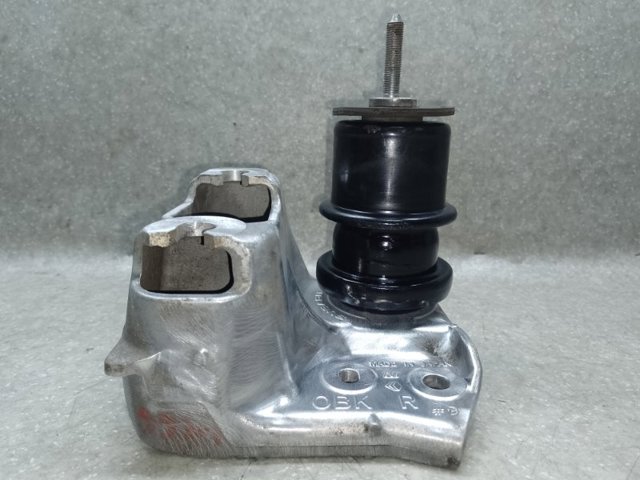 41032AJ050 Кронштейн подушки (опоры) двигателя правой купить Николаев