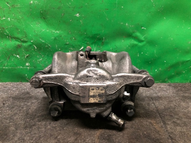 411115DA0A NISSAN Суппорт тормозной передний правый купить в Тернополь