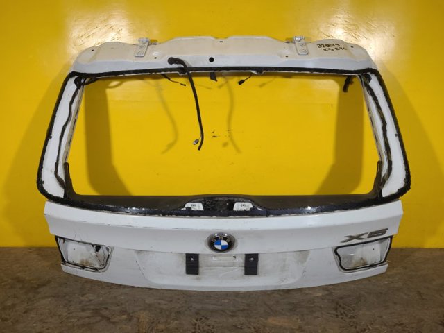 Задняя дверь 41627262544 BMW