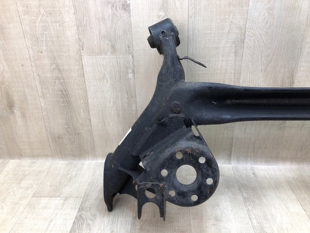 4210112171 TOYOTA Балка задней подвески (подрамник) купить в Житомир