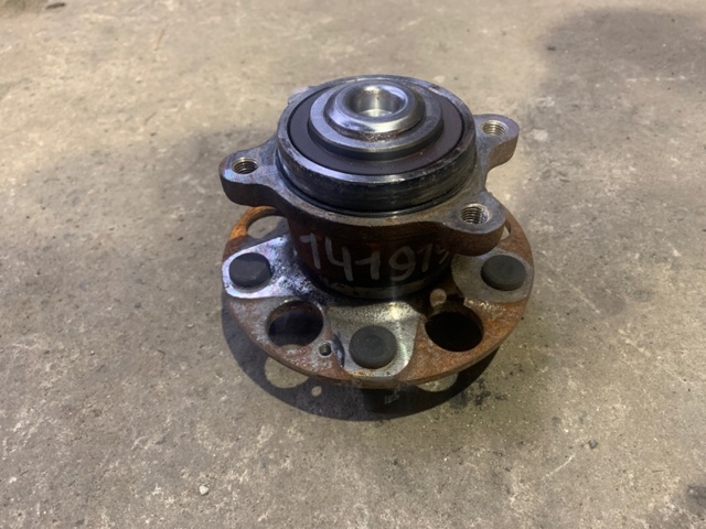 Задняя шпиндель 42200SEA951 HONDA