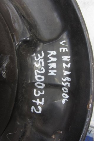 423040T010 Цапфа (поворотный кулак) задний правый купить Хмельницкий