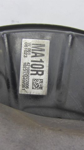 TOYOTA 4230450100 Цапфа задняя правая в наличии Каменское