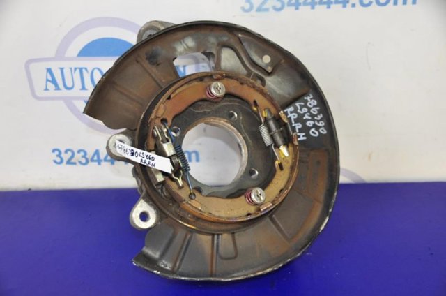 TOYOTA 4230450100 Цапфа задняя правая в наличии Тернополь