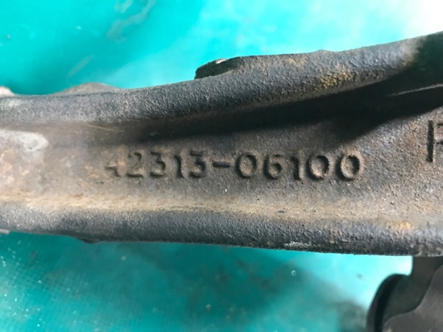 TOYOTA 4231306100 в наличии Винница