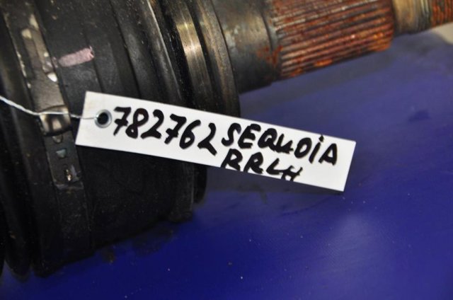 TOYOTA 423400C010 Полуось задняя левая в наличии Павлоград