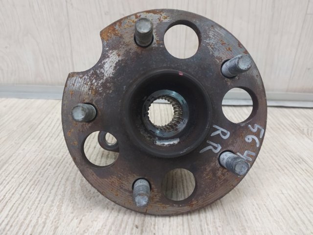 Ступица заднего колеса 424100E021 TOYOTA