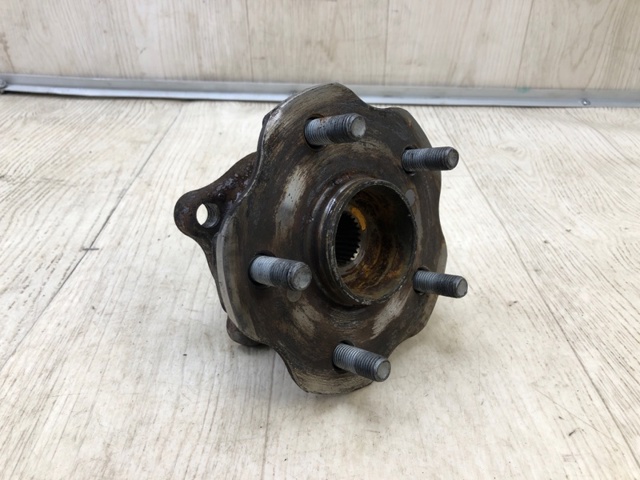 Ступицы задних колес 4241048060 TOYOTA