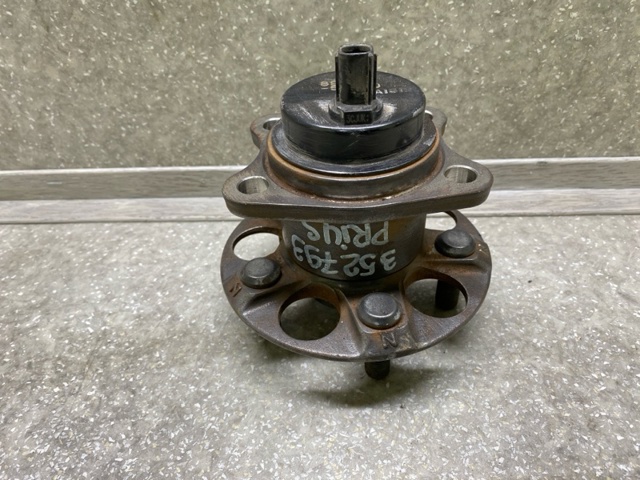 Ступица задняя (шпиндель) 4245047040 TOYOTA