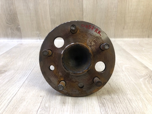 4245048010 TOYOTA Ступица задняя правая купить в Ровно