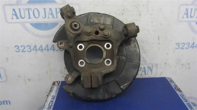 Цапфа левая 430191AA0A NISSAN