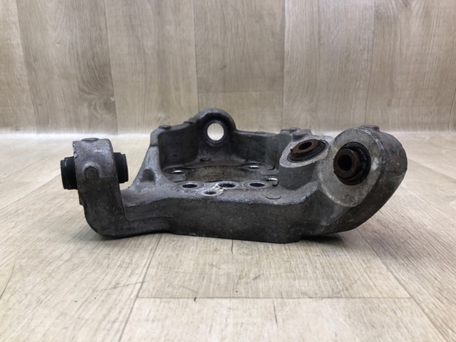 NISSAN 430191CA0B Цапфа задняя левая в наличии Черкассы