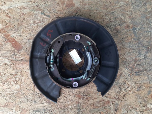 Пружина прижимная задних барабанных колодок 43172S3VA01 HONDA