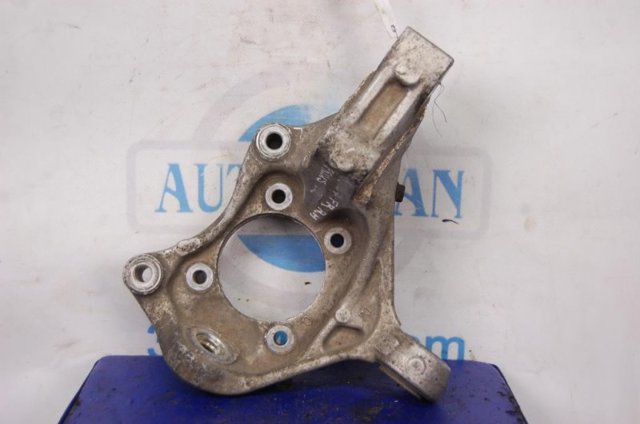 TOYOTA 4320147030 Цапфа передняя правая в наличии Ирпень