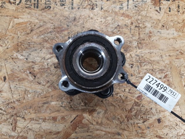 NISSAN 432023JA0B Задняя ступица в наличии Винница