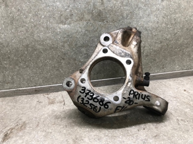 TOYOTA 4320247010 Цапфа передняя левая в наличии Каменское