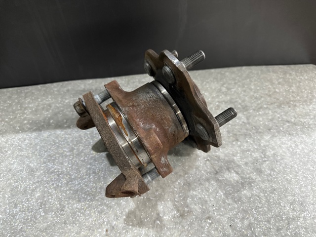 NISSAN 432024BF0A Ступица задняя в наличии Каменское