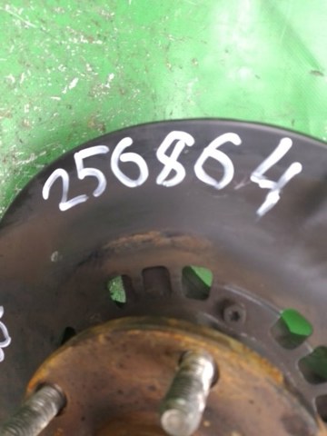 4321106110 TOYOTA Цапфа (поворотный кулак) передний правый купить в Кривой Рог