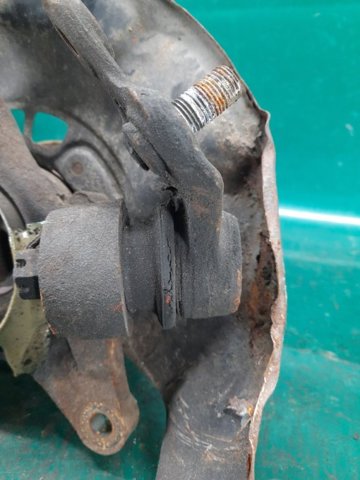 4321128120 TOYOTA Цапфа (поворотный кулак) передний правый купить в Тернополь