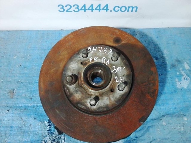 Цапфа передняя правая 4321139045 TOYOTA