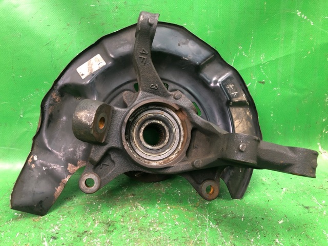 4321239035 TOYOTA Цапфа передняя левая купить в Ирпень