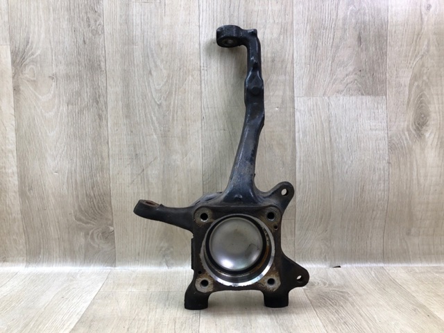 TOYOTA 4321260170 Цапфа передняя левая в наличии Ровно