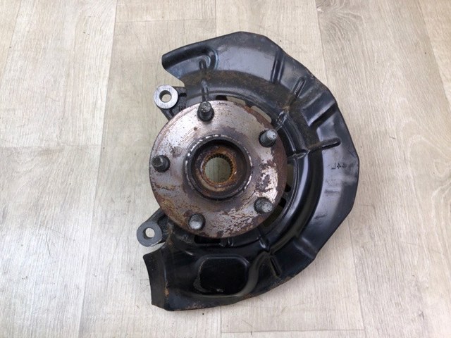 TOYOTA 43212AA010 Цапфа (поворотный кулак) передний левый в наличии Житомир