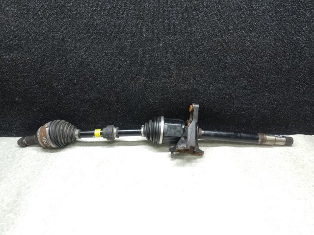Полуось передняя, правая 434100T010 TOYOTA