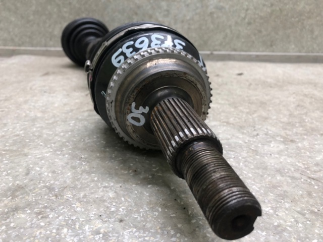 TOYOTA 434100W180 Полуось (привод) передняя правая в наличии Харьков