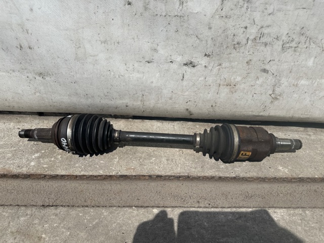 Левая полуось 4342001050 TOYOTA