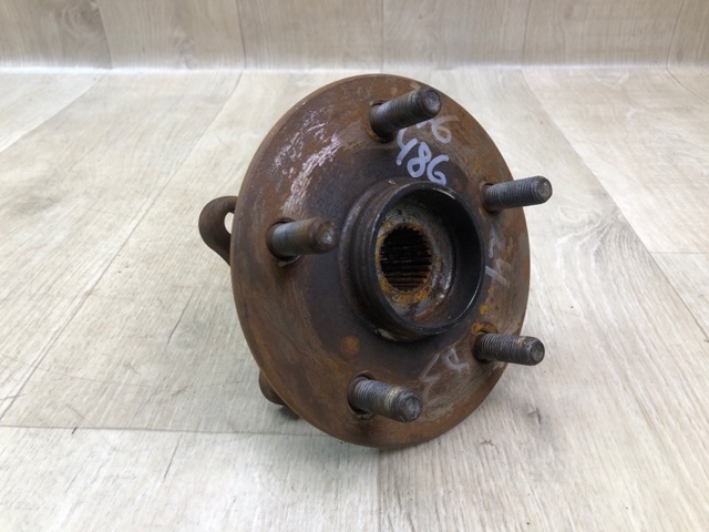 Подшипник в сборе со ступицей передний 4355006010 TOYOTA