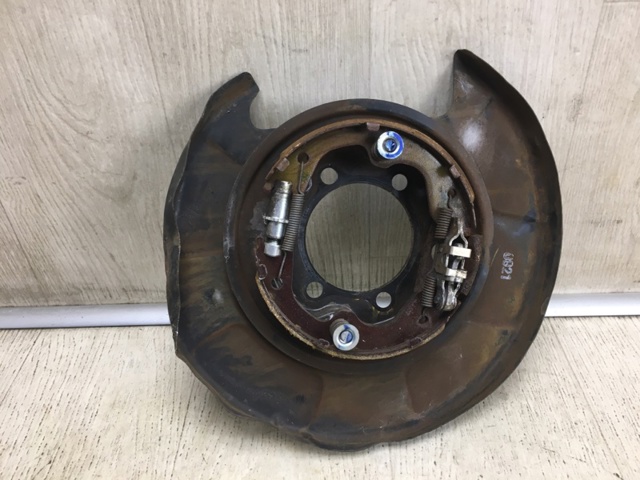 Колодки стояночного тормоза 44000EG06B NISSAN