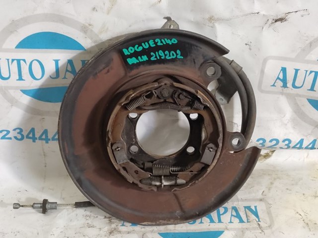 Диск опорный, заднего торм. барабана, левый 44010ET01A NISSAN