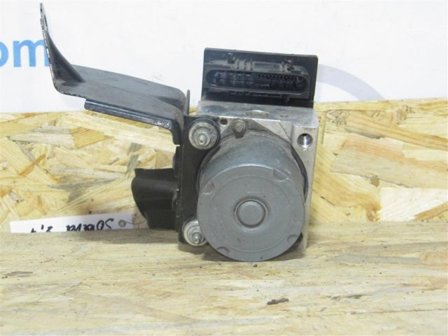 Блок управления АБС  4451006080 TOYOTA