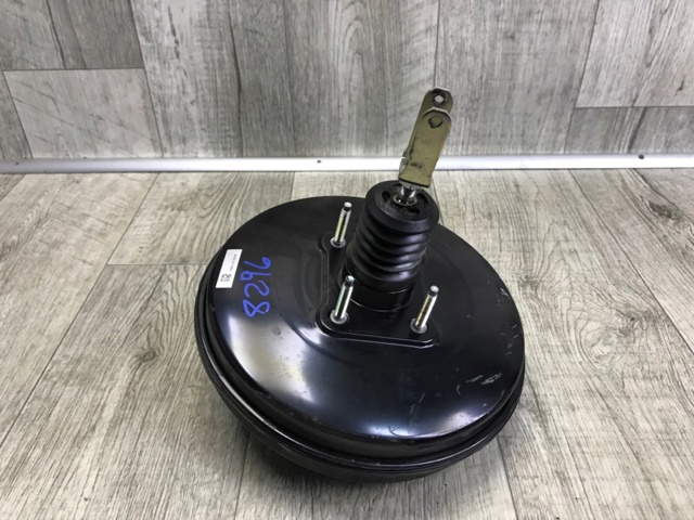Усилитель тормоза вакуумный 446100T020 TOYOTA
