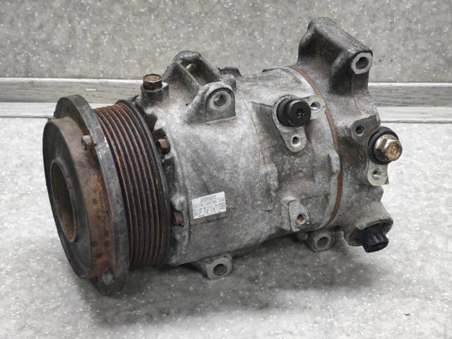Компрессор кондиционера 4472601206 TOYOTA