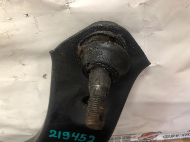 4520257L01 SUZUKI Рычаг передней подвески нижний левый купить в Винница