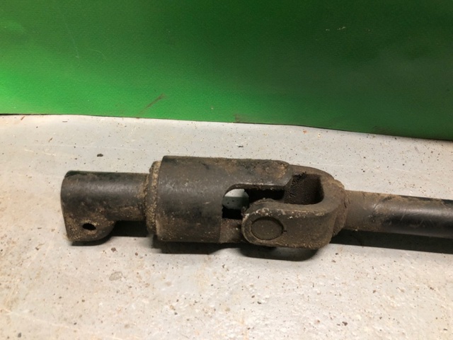 452030C010 TOYOTA Вал рулевой колонки нижний купить в Черкассы