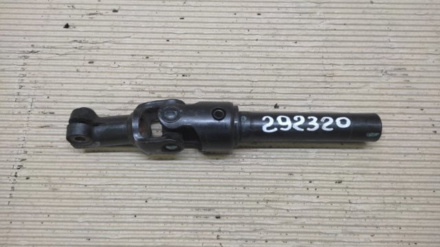 Нижний вал рулевой колонки 4522006141 TOYOTA