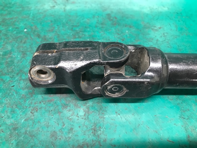 452200T010 TOYOTA Вал рулевой колонки нижний купить в Одесса