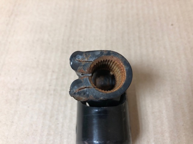 4522033260 TOYOTA Вал рулевой колонки купить в Черновцы