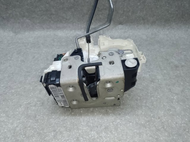 Запор кабины 4589693AA CHRYSLER