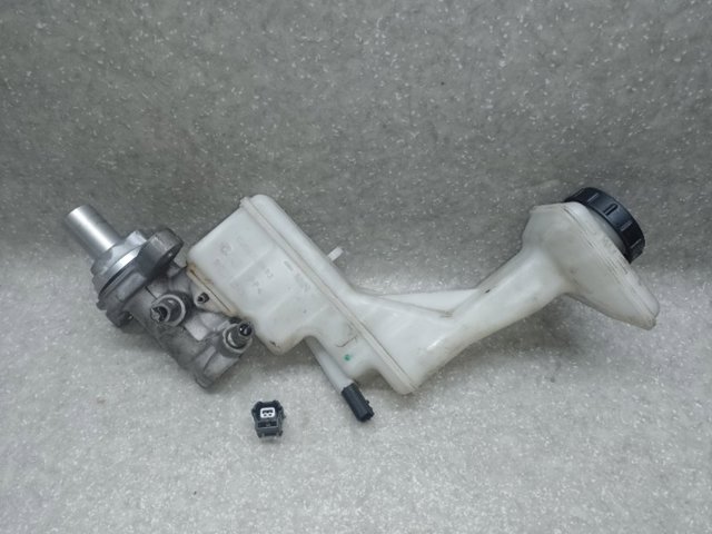Бачек тормозной жидкости 460914CU0A NISSAN