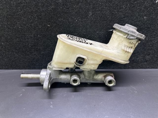 Цилиндр главный тормоза (гидротормозов) 46100SDBA02 HONDA