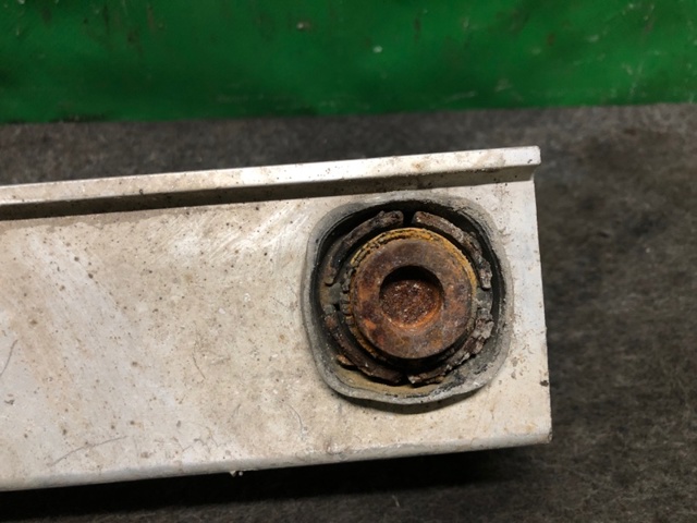 4635057L00 SUZUKI купить в Ирпень