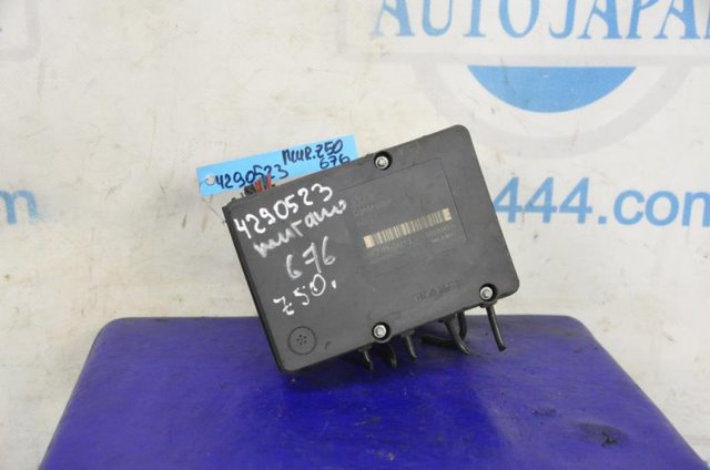 Блок управления АБС  47660CB805 NISSAN