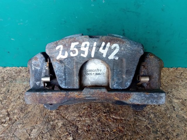 TOYOTA 477300E010 Суппорт тормозной передний правый в наличии Тернополь