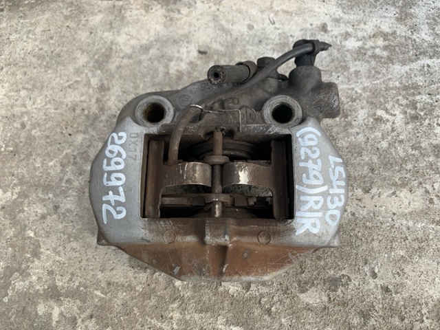 Суппорт тормозной задний правый 4773050160 TOYOTA