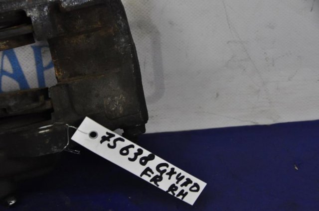 4773060261 TOYOTA Суппорт тормозной передний правый купить в Винница