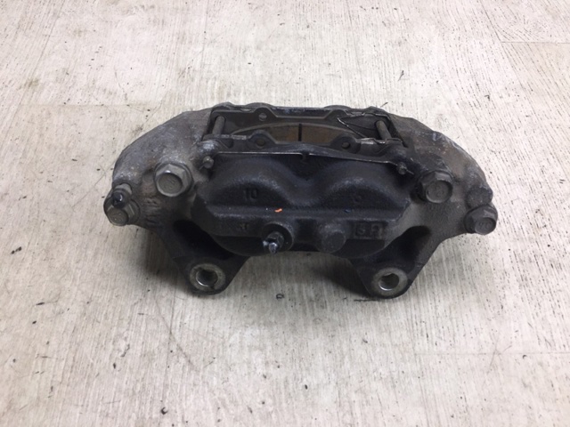 TOYOTA 4773060350 Суппорт тормозной передний правый в наличии Полтава